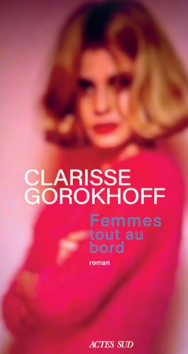 Femmes tout au bord